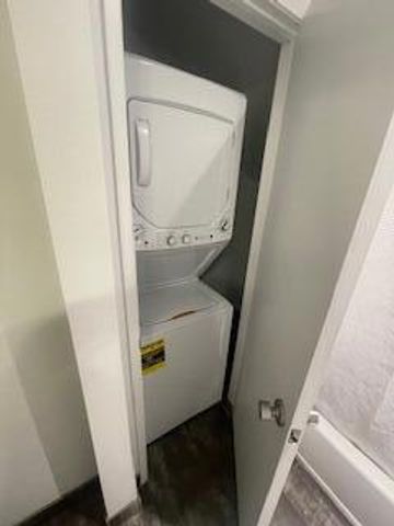 1452 S Camino Real, Palm Springs, CA 92264