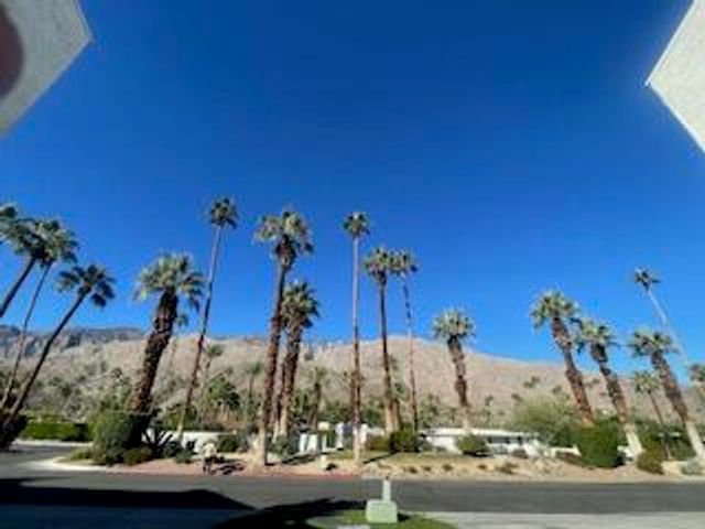 1452 S Camino Real, Palm Springs, CA 92264