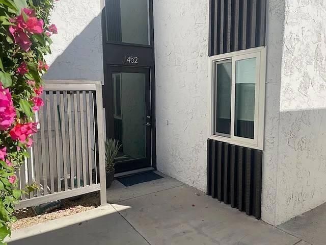 1452 S Camino Real, Palm Springs, CA 92264