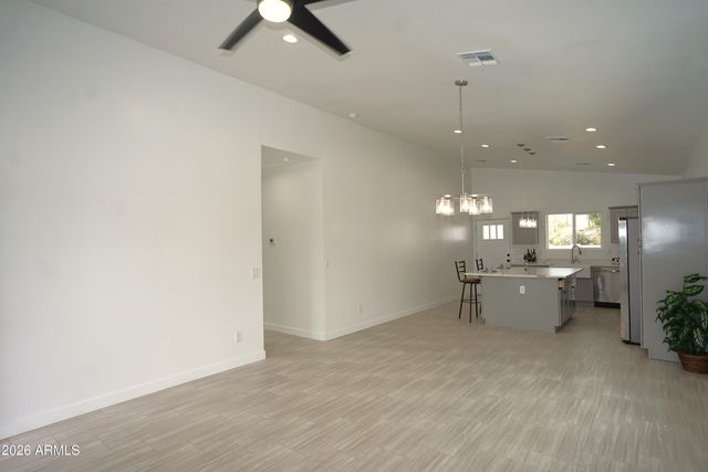 32112 W PALO VERDE Street, Wittmann, AZ 85361