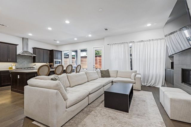 4146 Maison Ridge, Dallas, TX 75219