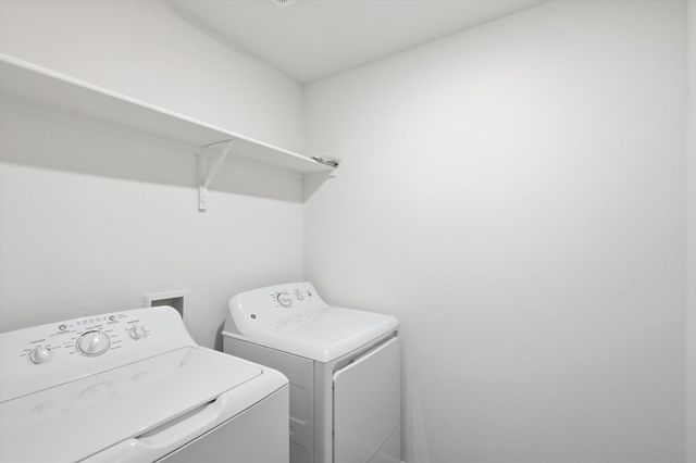 2106 Meadow Park Drive, Melissa, TX 75454