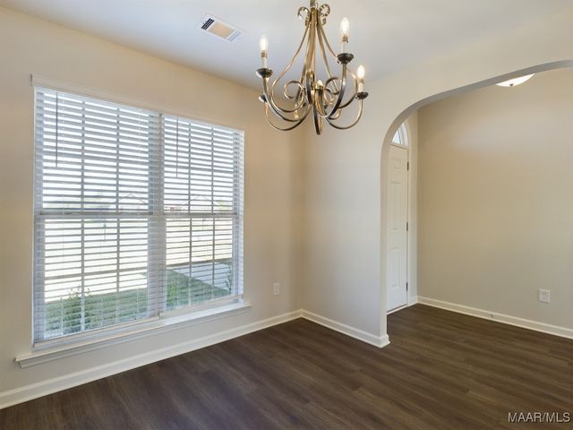 245 Brownstone Loop, Elmore, AL 36022