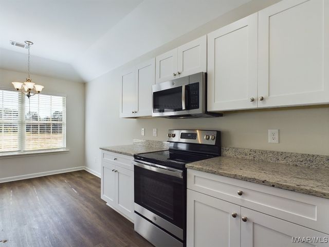 245 Brownstone Loop, Elmore, AL 36022