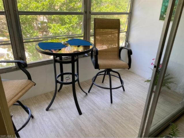 72 7th ST S 306, Naples, FL 34102