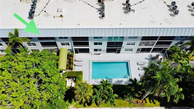 72 7th ST S 306, Naples, FL 34102