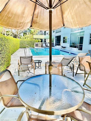 72 7th ST S 306, Naples, FL 34102