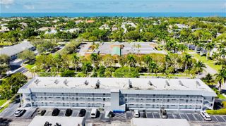 72 7th ST S 306, Naples, FL 34102