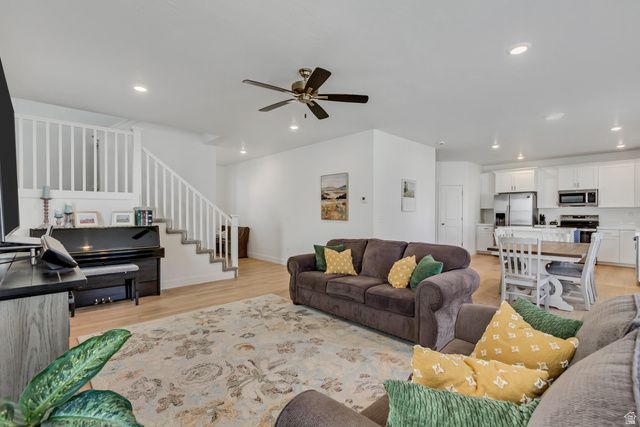 4569 E FALL HARVEST RD, Eagle Mountain, UT 84005