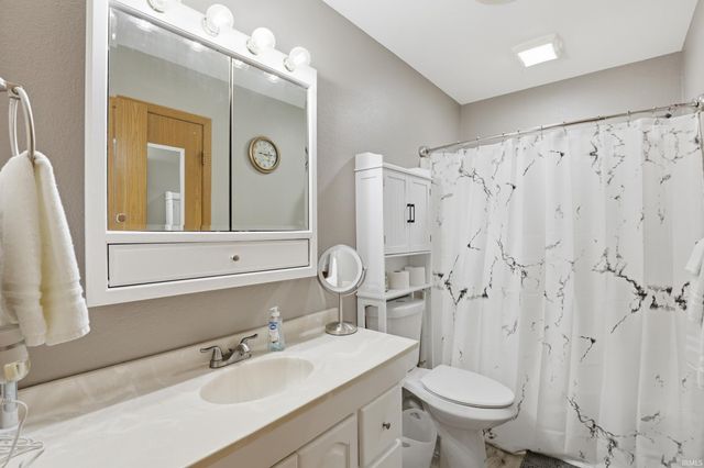 409 Van Scoyoc Street, Avilla, IN 46710