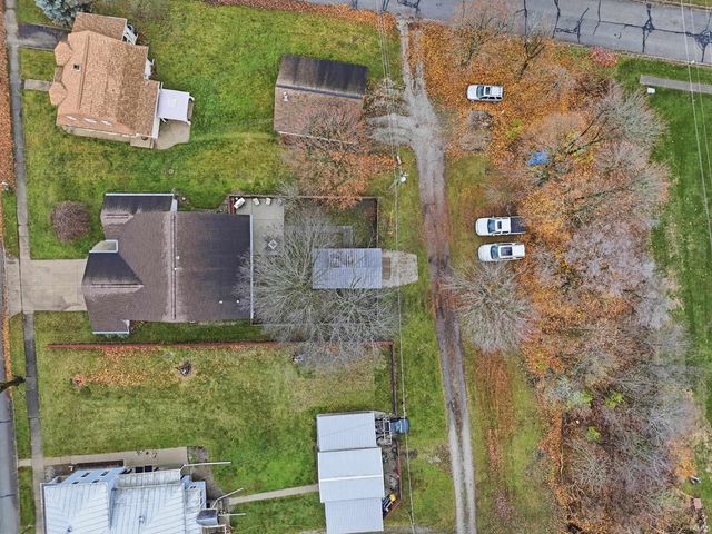 409 Van Scoyoc Street, Avilla, IN 46710