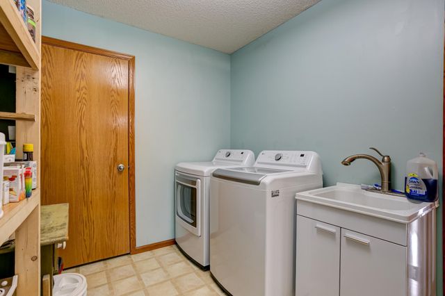 1586 Mallard Avenue, Baldwin, WI 54002