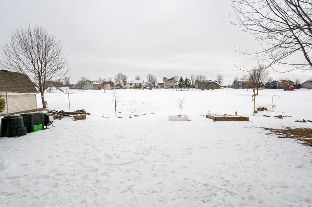 1586 Mallard Avenue, Baldwin, WI 54002