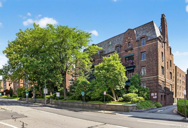 20 N Broadway A304, White Plains, NY 10601