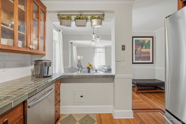 20 N Broadway A304, White Plains, NY 10601