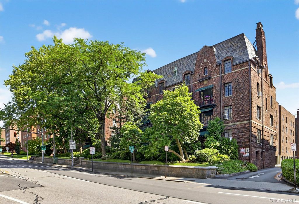 20 N Broadway A304, White Plains, NY 10601 — photo 2