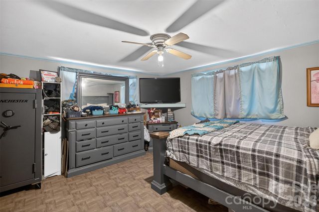 13 E Murray Street, Maiden, NC 28650