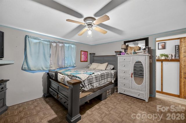 13 E Murray Street, Maiden, NC 28650