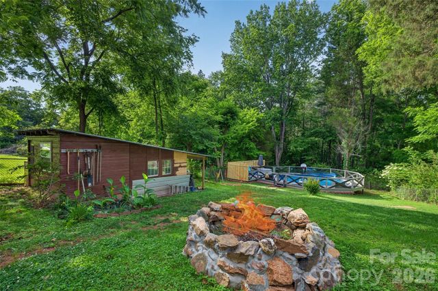 13 E Murray Street, Maiden, NC 28650