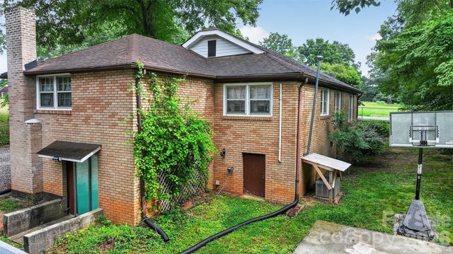 13 E Murray Street, Maiden, NC 28650