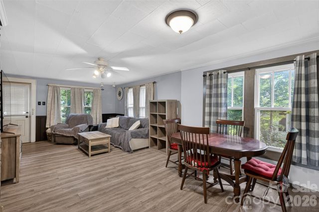 13 E Murray Street, Maiden, NC 28650