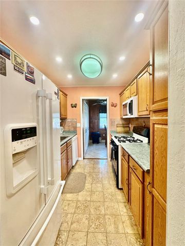 10036 63RD AVENUE N 23, St Petersburg, FL 33708