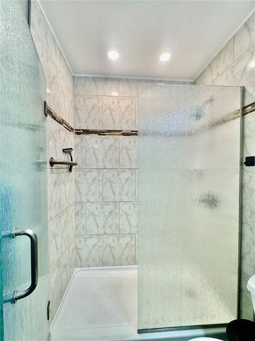 10036 63RD AVENUE N 23, St Petersburg, FL 33708