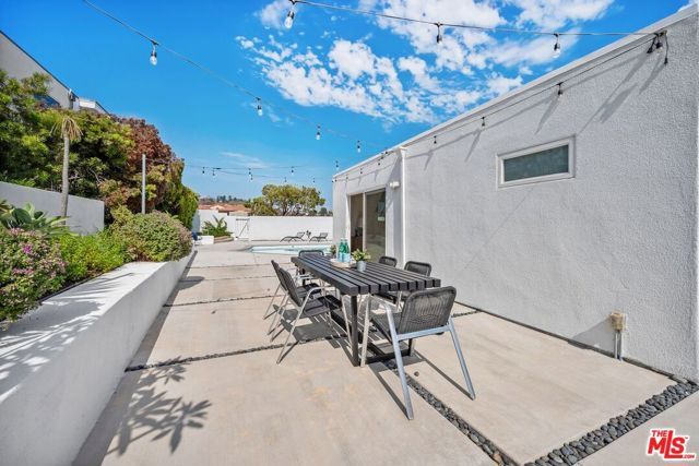 3831 Surfwood Road, Malibu, CA 90265