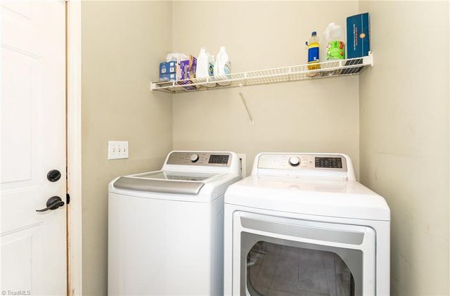2001 Treyburn Lane, High Point, NC 27265