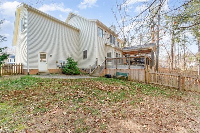 2001 Treyburn Lane, High Point, NC 27265