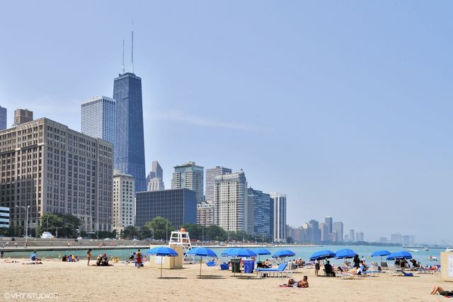 505 N Lake Shore Drive 2110-11, Chicago, IL 60611
