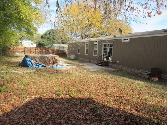 144 9th Street, Whitney, TX 76692