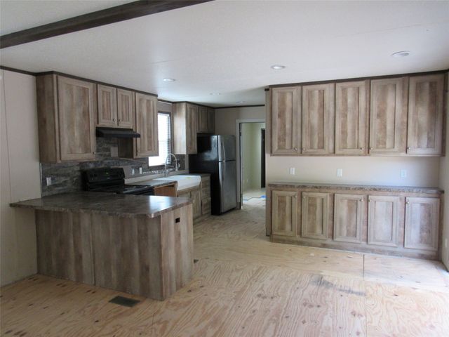 144 9th Street, Whitney, TX 76692