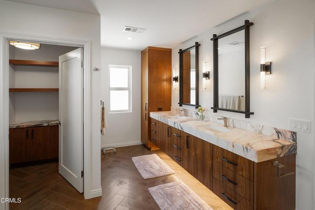 2954 Zane Grey Terrace, Altadena, CA 91001