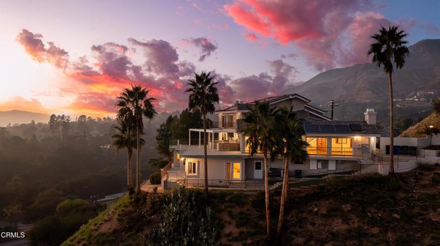 2954 Zane Grey Terrace, Altadena, CA 91001