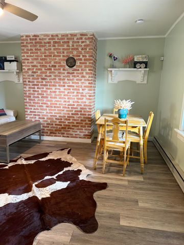 635 & 633 STUART ST, Staunton, VA 24401