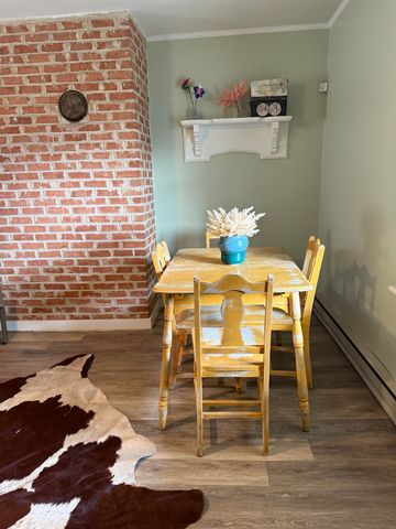 635 & 633 STUART ST, Staunton, VA 24401