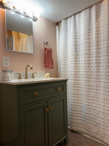 635 & 633 STUART ST, Staunton, VA 24401