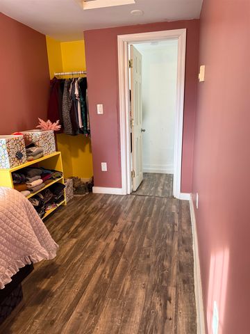 635 & 633 STUART ST, Staunton, VA 24401