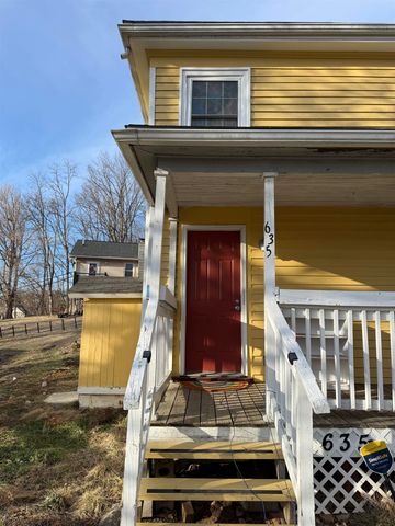 635 & 633 STUART ST, Staunton, VA 24401