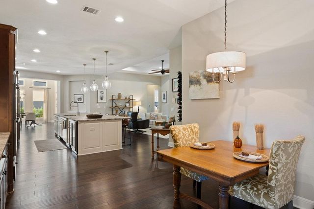 916 Morning Moon CIR, Austin, TX 78732