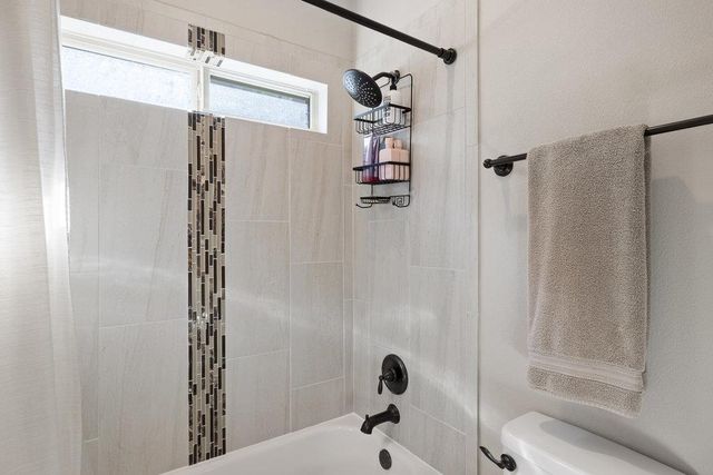 916 Morning Moon CIR, Austin, TX 78732