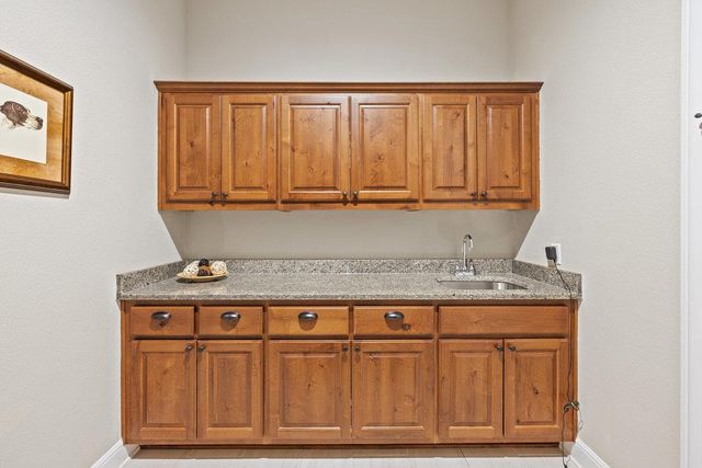 916 Morning Moon CIR, Austin, TX 78732