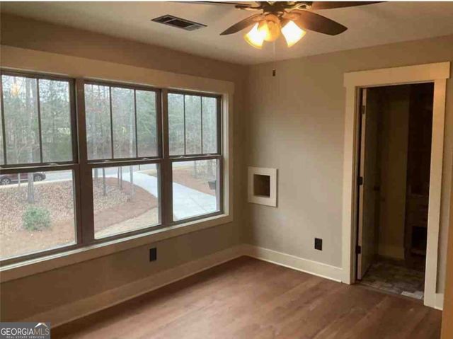 128 Deer Lake Drive, Griffin, GA 30224