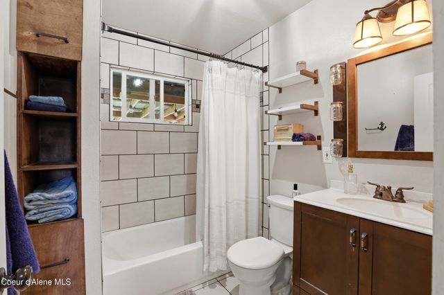 1453 E Burnham AVE, Hayden, ID 83835
