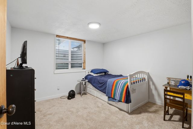 1453 E Burnham AVE, Hayden, ID 83835