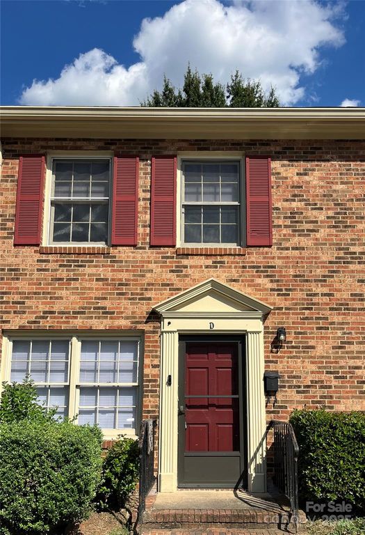 1236 Archdale Drive D, Charlotte, NC 28217