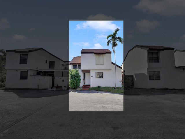 9702 NW 5th Lane 9702, Miami, FL 33172