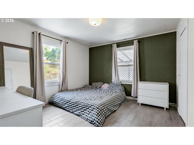 617 Se 8TH St, Pendleton, OR 97801