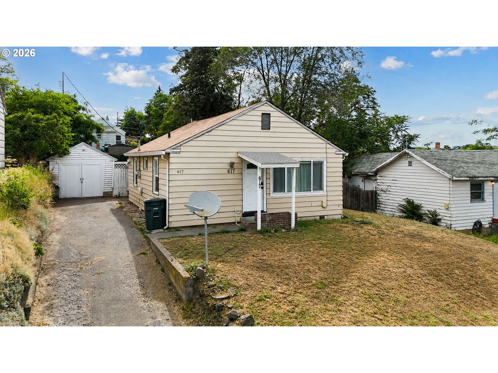 617 Se 8TH St, Pendleton, OR 97801